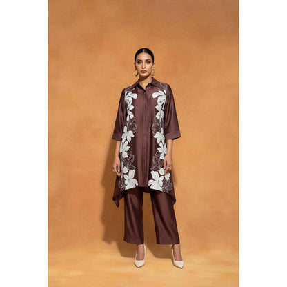 ORIGANI Brown Chanderi Silk Collar Neck Embroidered Kurta with Pant