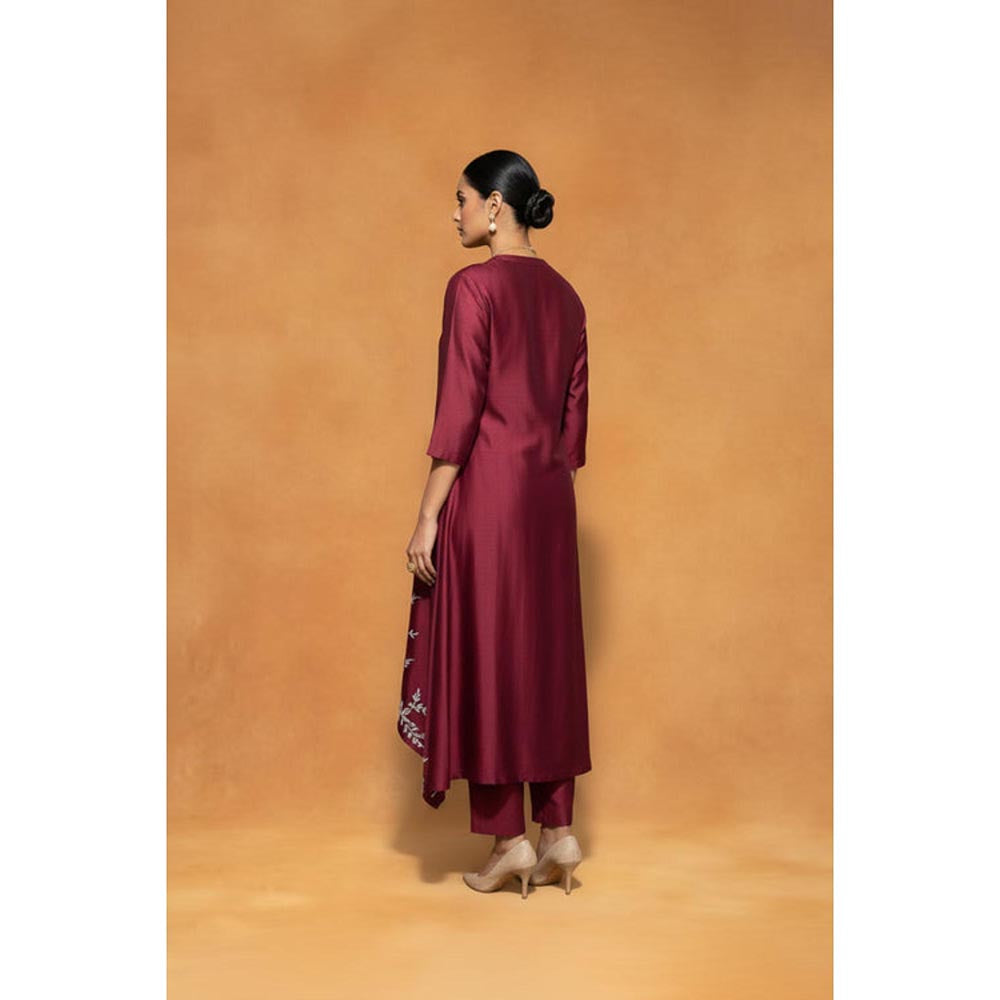 ORIGANI Maroon Chanderi Silk Mandarin Neck Embroidered Kurta with Pant