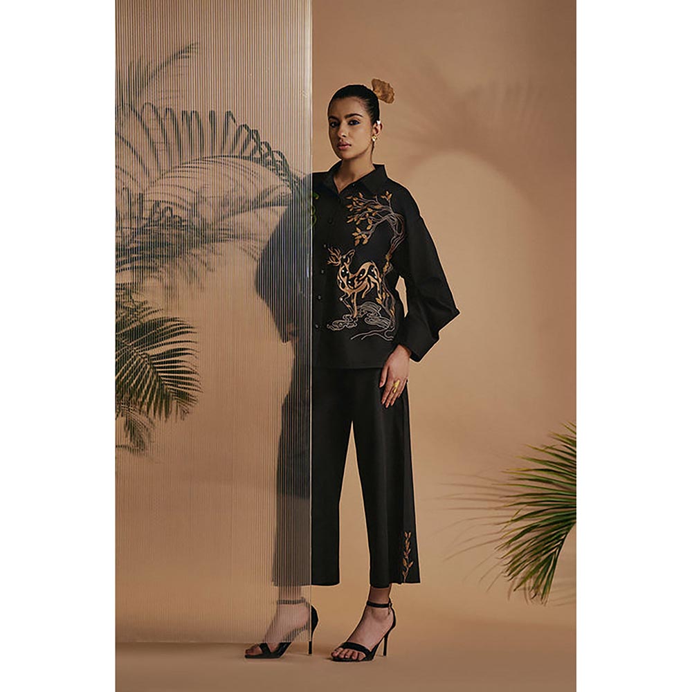 ORIGANI Black Deer In Bloom Shirt