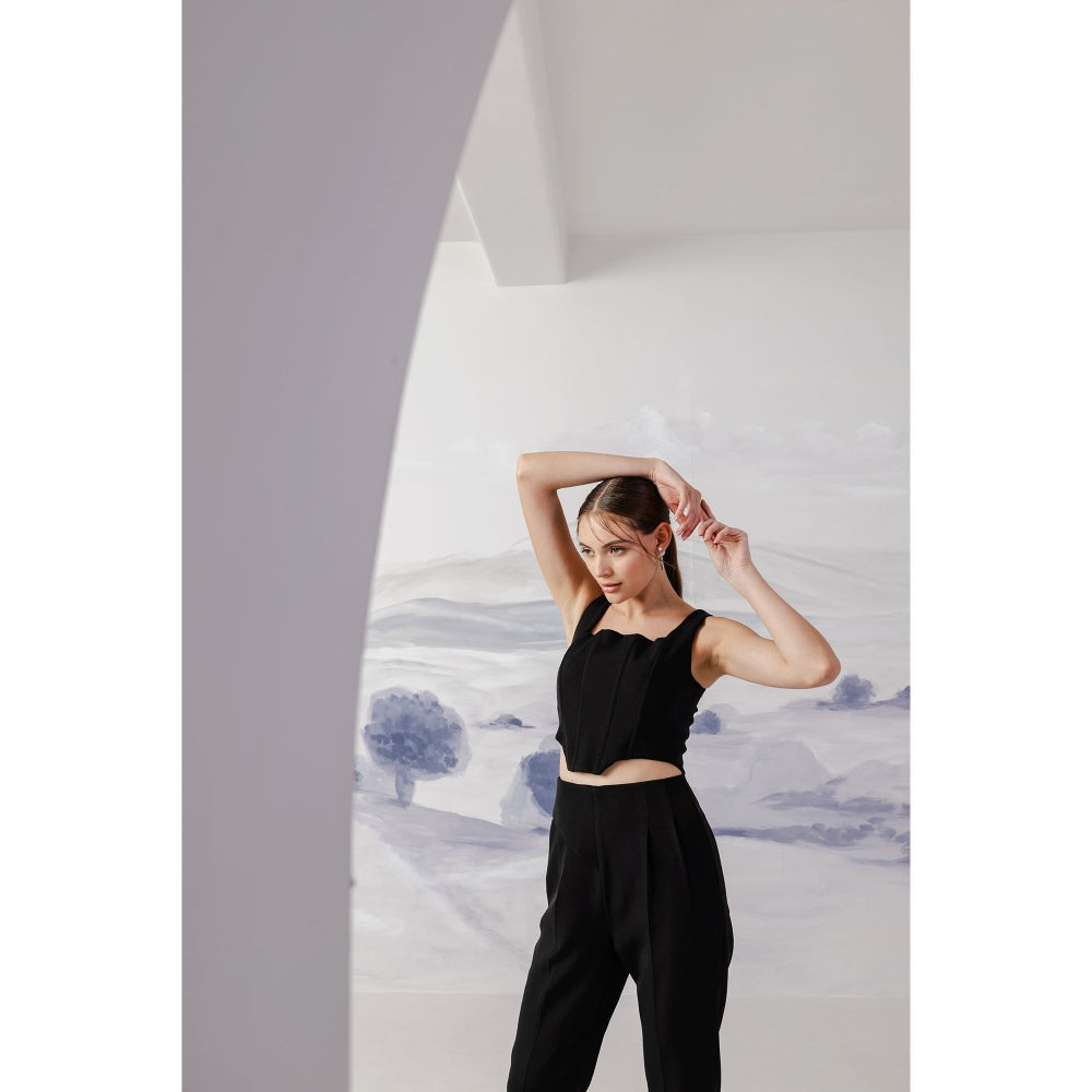 Orthodox Black Structured Banana Crepe Crop Top