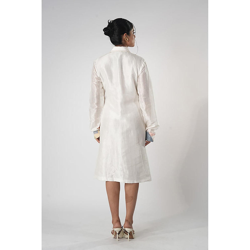 Orthodox Ethereal Elegance Collared Midi Dress