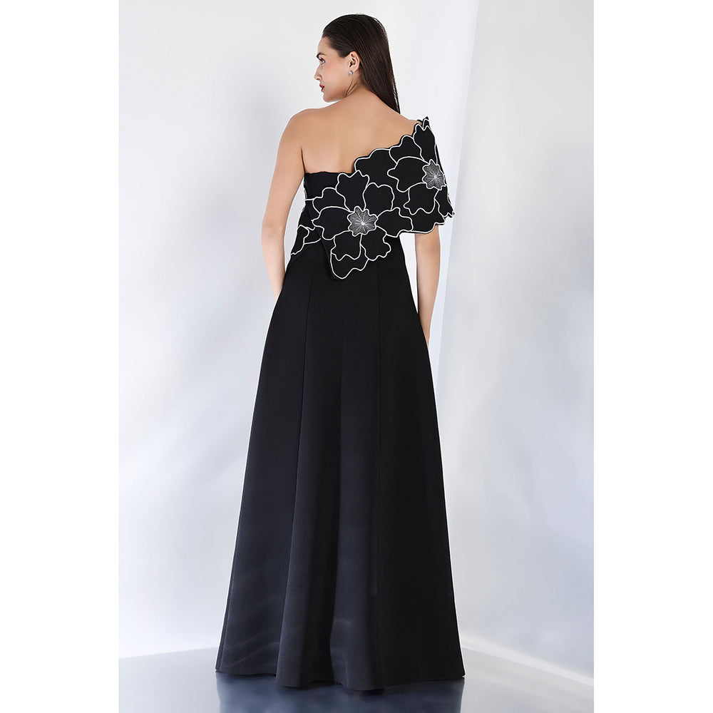 Ozeqo Black Embroidered Maxi Dress and Wrap