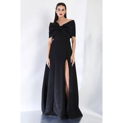 Ozeqo Black Blow Solid Maxi Dress and Wrap