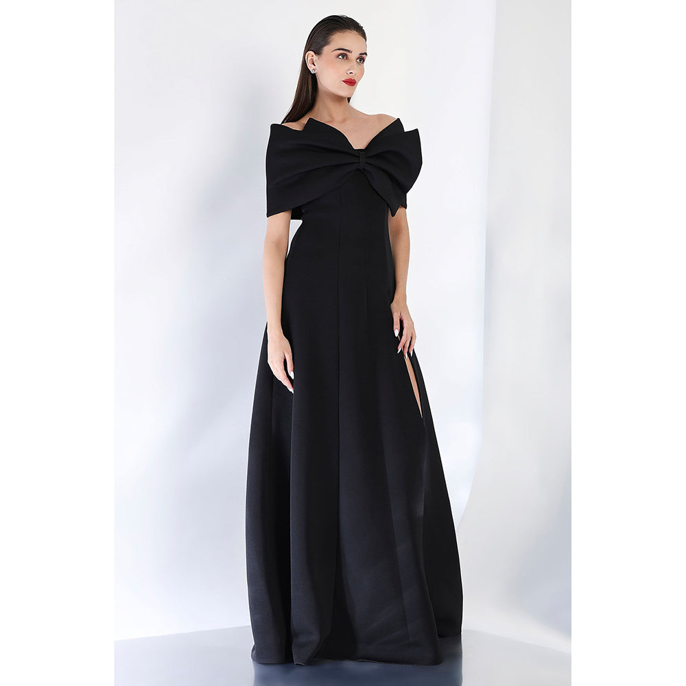 Ozeqo Black Blow Solid Maxi Dress and Wrap