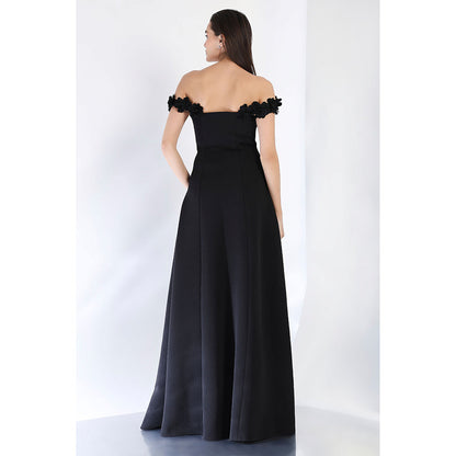 Ozeqo Black Solid Maxi Dress