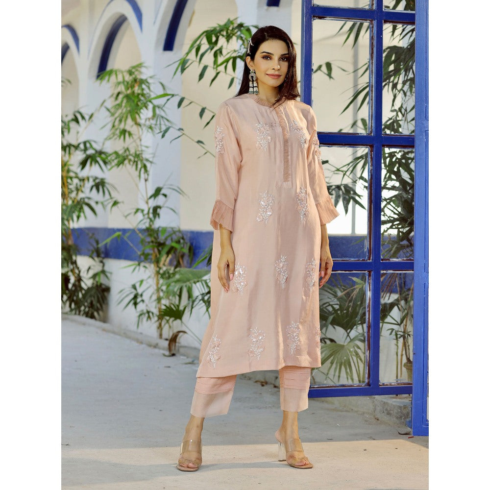 Pairaahan Sahira Pink Embroidered Kurta (Set of 2)