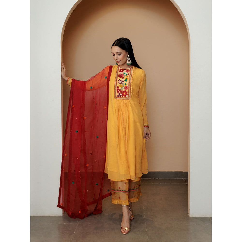 Pairaahan Mehr Kurta Yellow (Set of 3)