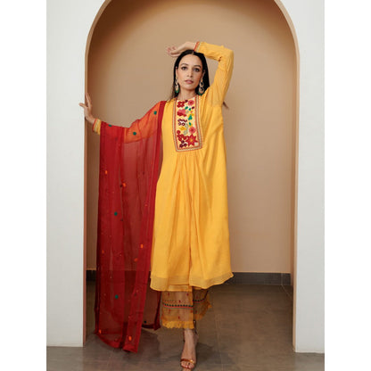 Pairaahan Mehr Kurta Yellow (Set of 3)