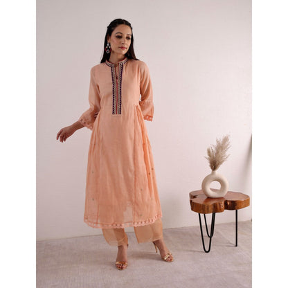 Pairaahan Naqsh Kurta Peach (Set of 2)