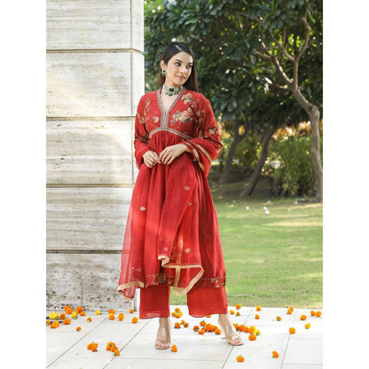 Pairaahan Zarah Kurta (Set of 3)