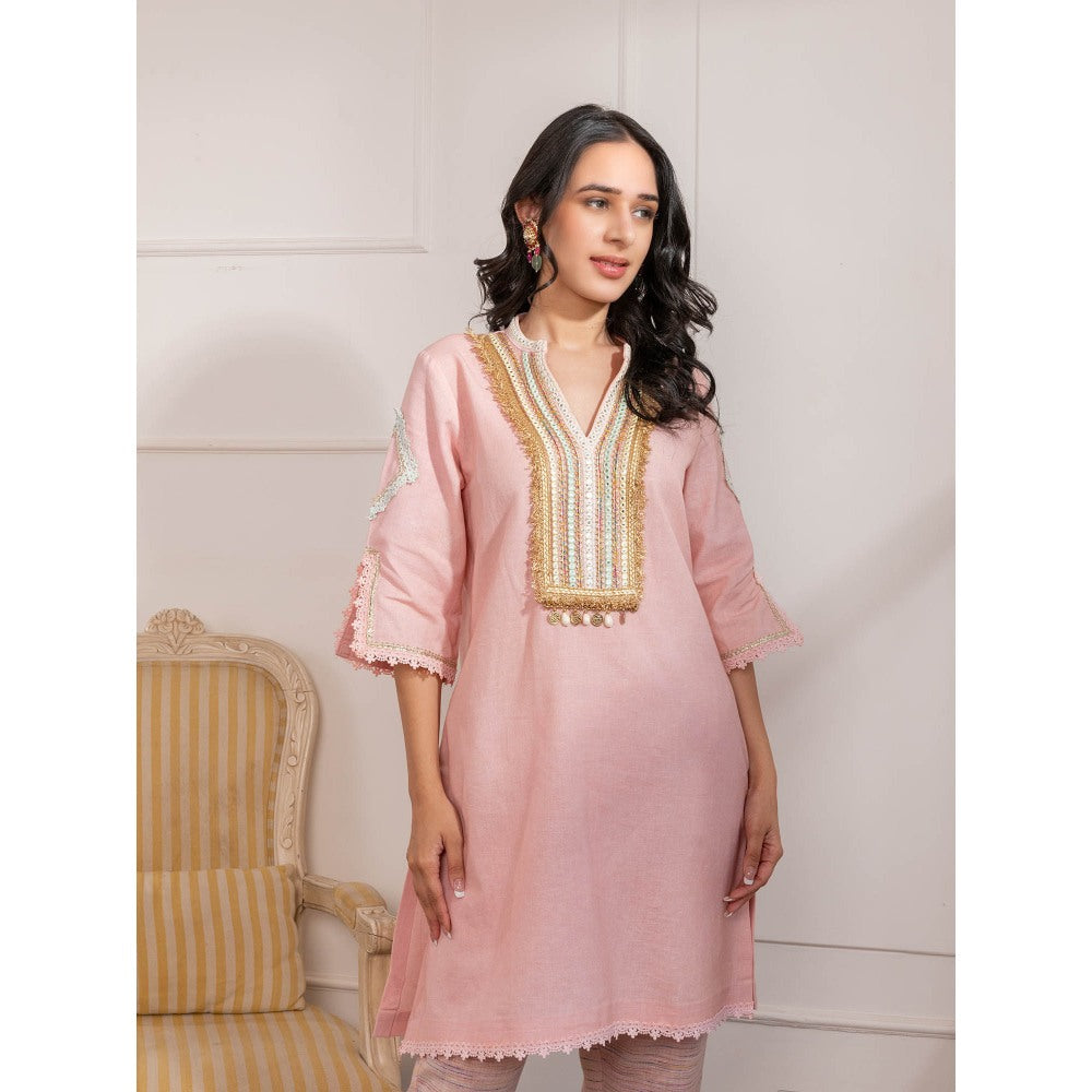 Pairaahan Marwa Kurta (Set of 2)