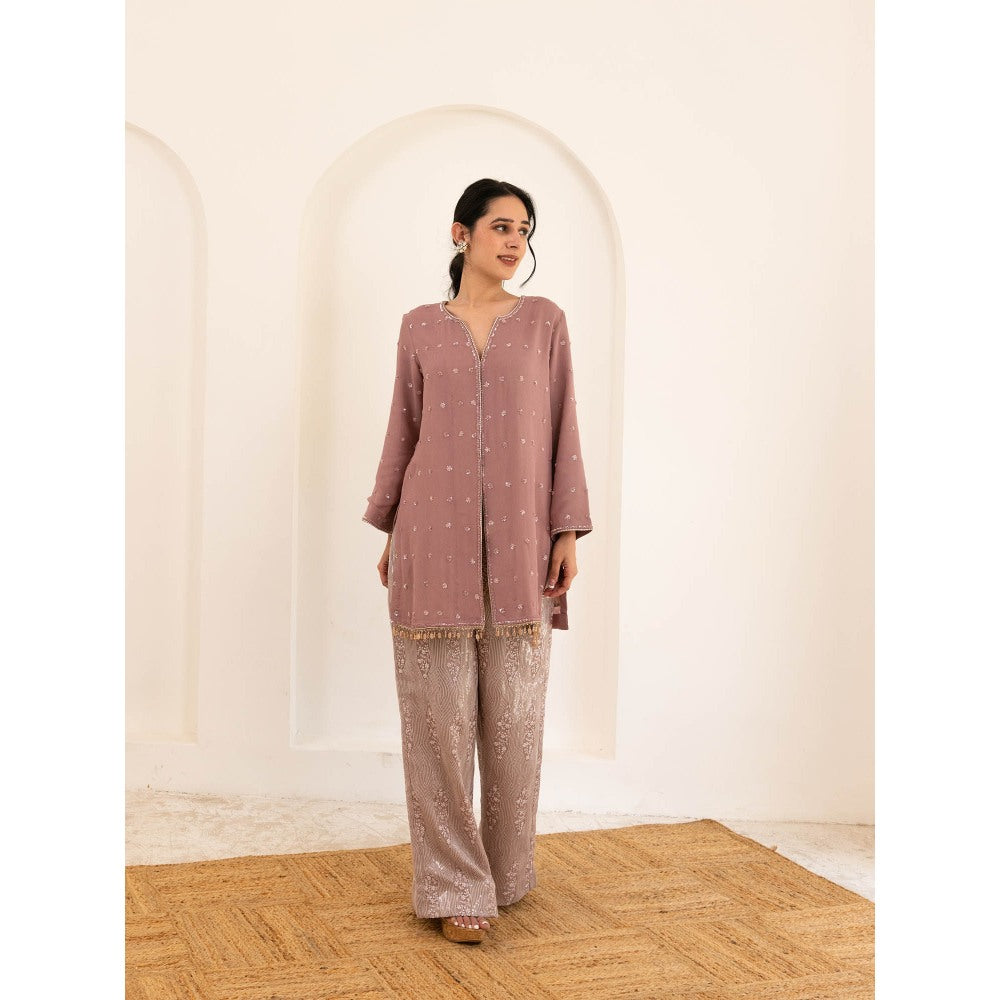 Pairaahan Zarf Kurta (Set of 2)