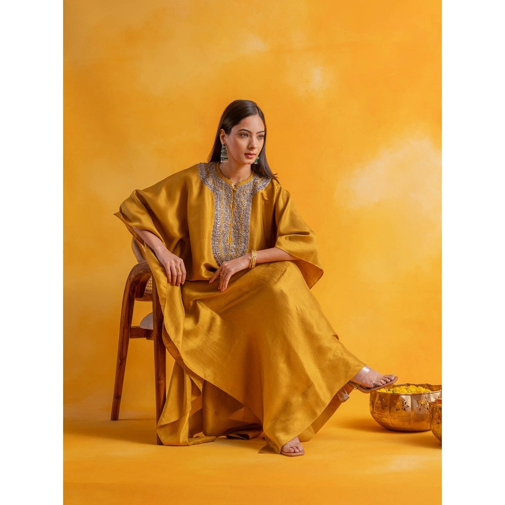 Pairaahan HARWA Kaftans