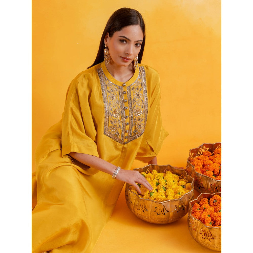 Pairaahan EVARA Yellow Kaftan with Pant (Set of 2)
