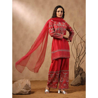 Palak Khandelwal Red Kurta with Pants and Dupatta (Set of 3)
