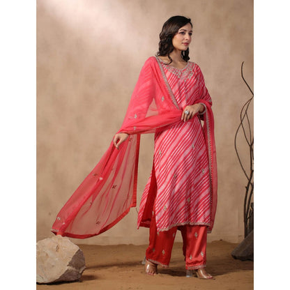 Palak Khandelwal Pink Leheriya Kurta with Pants and Dupatta (Set of 3)