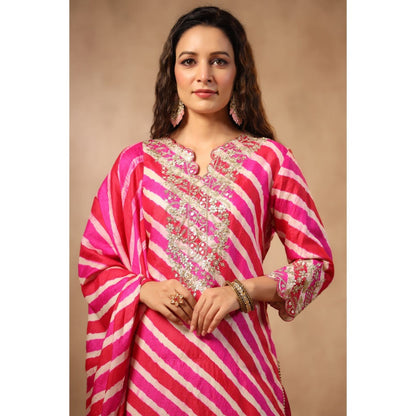 Palak Khandelwal Rani Pink Leheriya Kurta with Sharara and Dupatta (Set of 3)