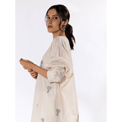 PANTS AND PAJAMAS Off White Chikan Cotton Kurta