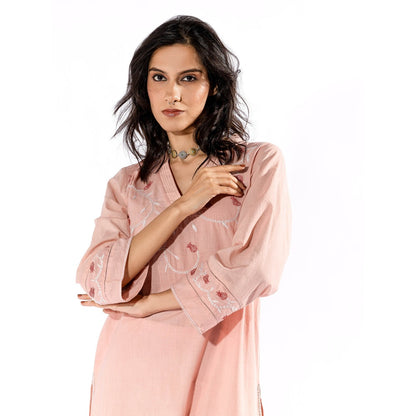 PANTS AND PAJAMAS Peach Chikan Cotton Kurta