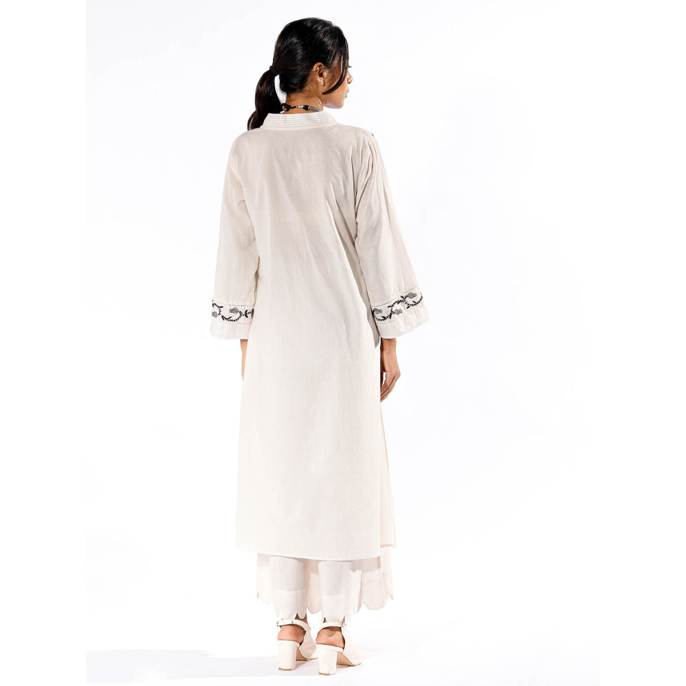 PANTS AND PAJAMAS White Chikan Cotton Kurta