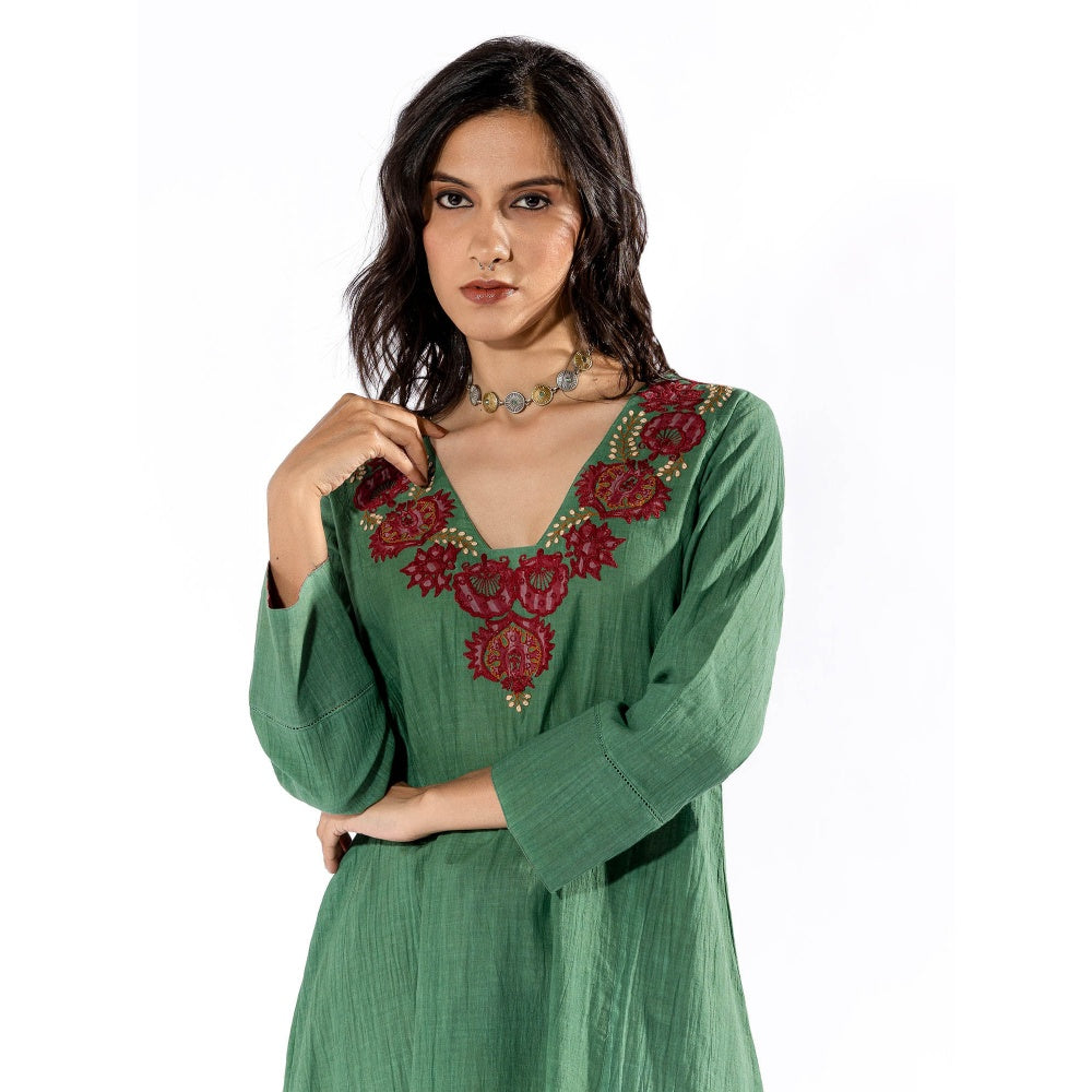 PANTS AND PAJAMAS Green Embroidered Kurta & Cotton Pant (Set of 2)
