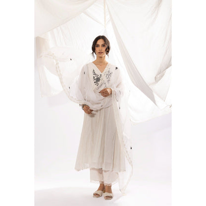 PANTS AND PAJAMAS White Printed Chanderi Mull Chikan Kurta with Pant & Dupatta (Set of 3)