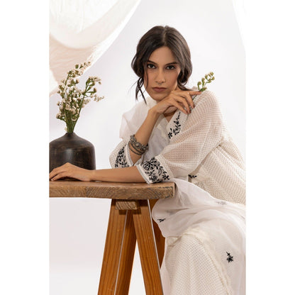 PANTS AND PAJAMAS White Printed Chanderi Mull Kurta with Pant (Set of 2)