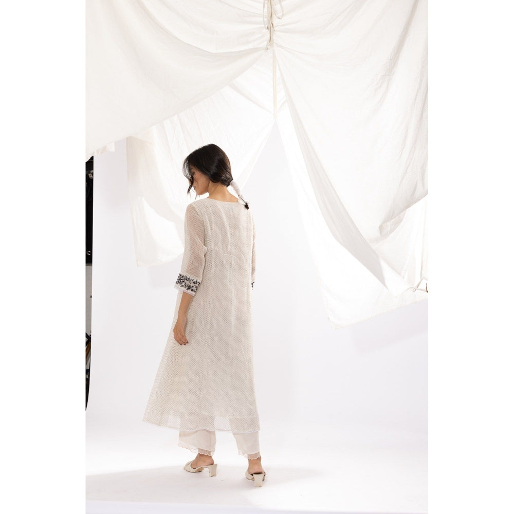 PANTS AND PAJAMAS White Printed Chanderi Mull Kurta