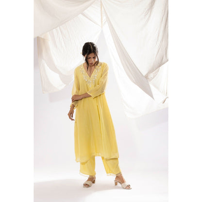 PANTS AND PAJAMAS Light Yellow Chanderi Mull Chikan Kurta