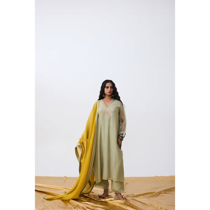 PANTS AND PAJAMAS Mudra Embroidered Kurta