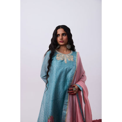 PANTS AND PAJAMAS Adya Blue Printed Kurta