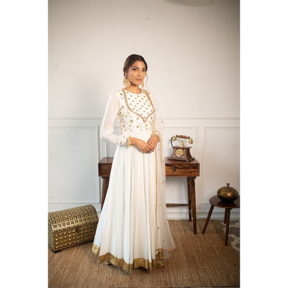 PARUL GANDHI Accacia White Anarkali with Dupatta (Set of 2)