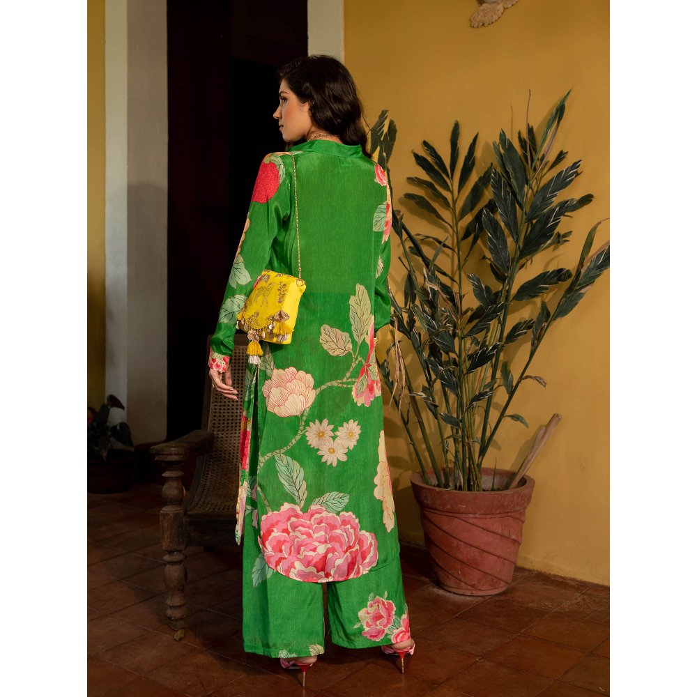 Paulmi & Harsh Spring Blooming Floral Kurta (Set of 2)