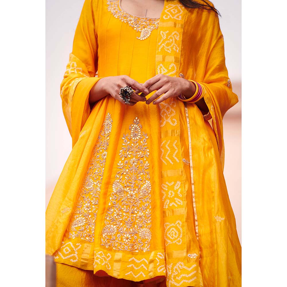PINK CITY BY SARIKA Gharchola Patiala Kurta with Salwar and Dupatta (Set of 3)