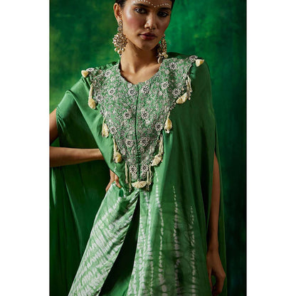 PINK CITY BY SARIKA Tie and Dye Cape with A Drape Skirt (Set of 2)