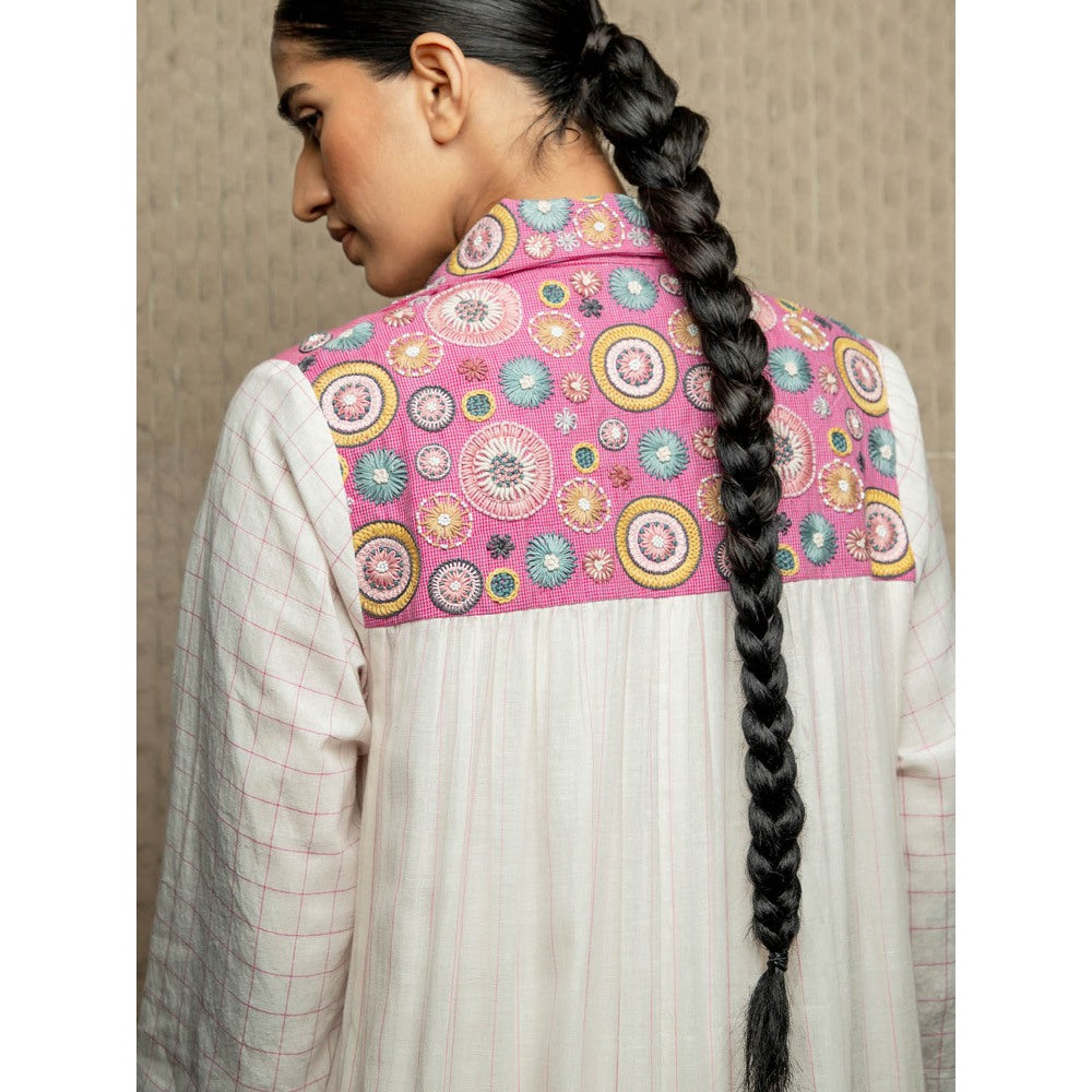 Pinnacle By Shruti Sancheti White Geometric Embroidered Tiered Trench Coat