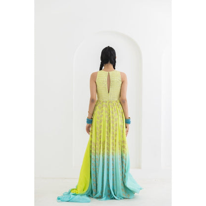 POOJA RAJGARHIA GUPTA Champa Anarkali Kurta with Dupatta (Set of 2)