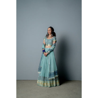 POOJA RAJGARHIA GUPTA The Nefertiti Lehenga (Set of 3)