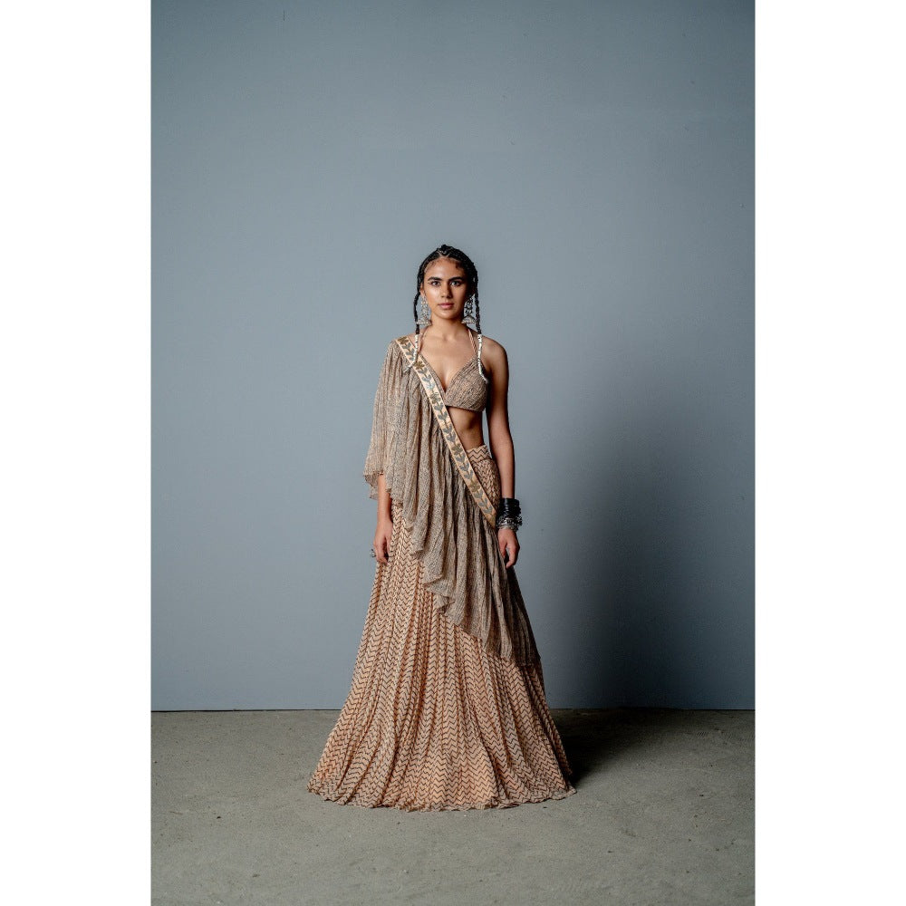 POOJA RAJGARHIA GUPTA The Amina Gather Lehenga (Set of 3)