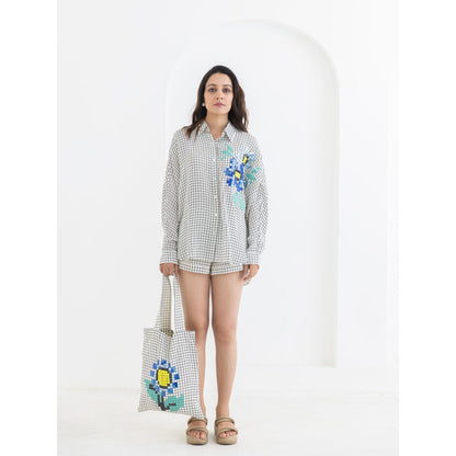 POOJA RAJGARHIA GUPTA White Kimino Co-Ord (Set of 2)