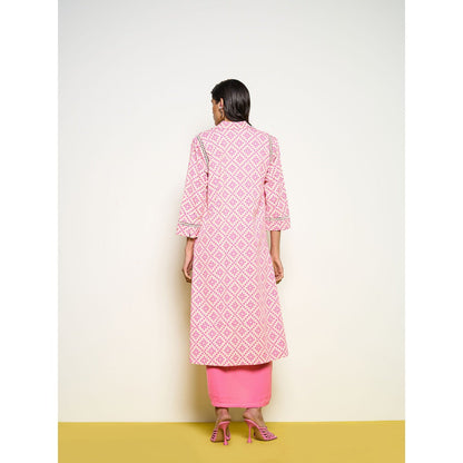 POOJA RAJGARHIA GUPTA Pink Honeycomb Overcoat