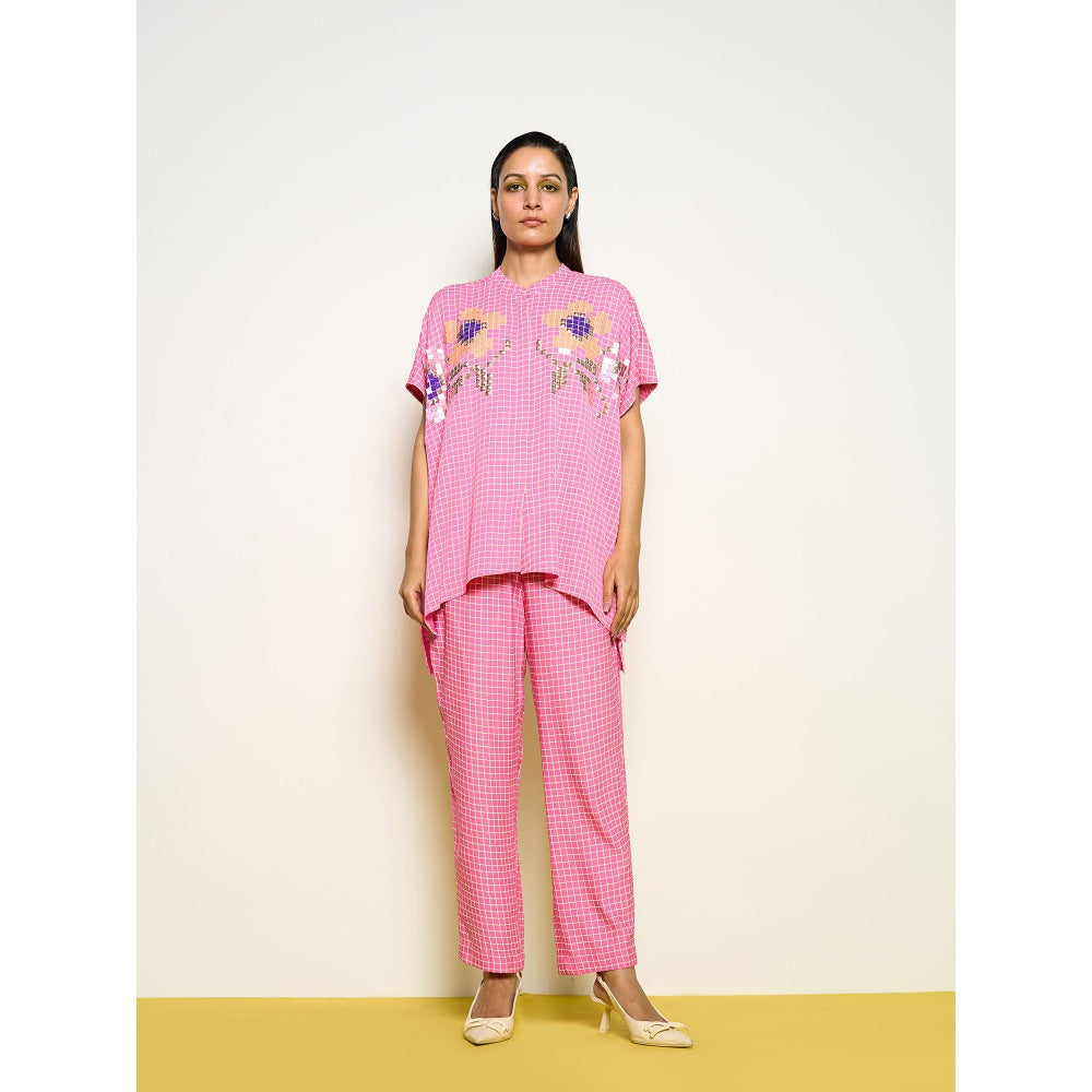 POOJA RAJGARHIA GUPTA Pink Checkered Pant