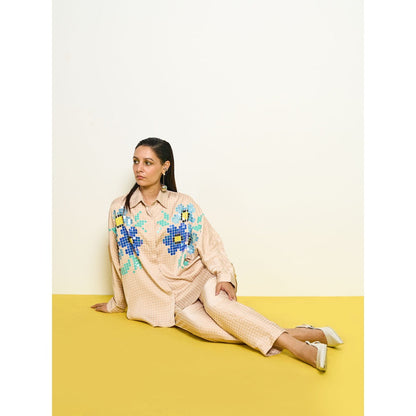 POOJA RAJGARHIA GUPTA Nude Wildflower Shirt