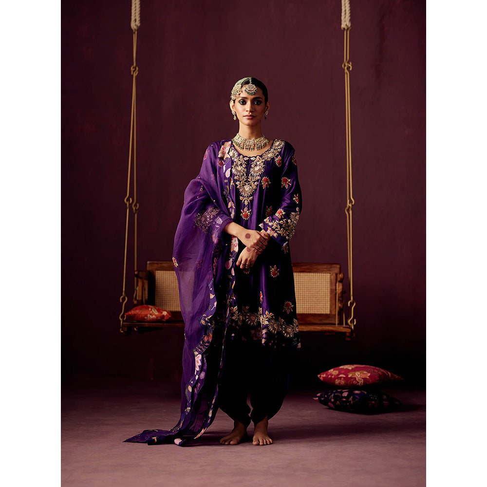 Pooja Singhal Purple Embroidered Chanderi Kurta With Dhoti Pant & Organza Dupatta (Set of 3)