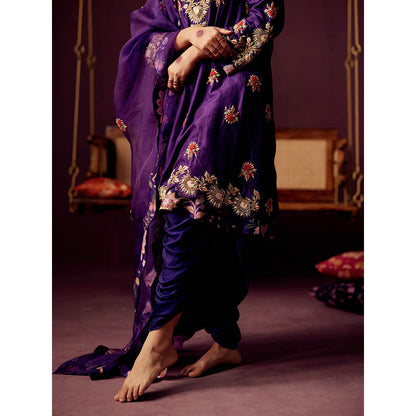 Pooja Singhal Purple Embroidered Chanderi Kurta With Dhoti Pant & Organza Dupatta (Set of 3)