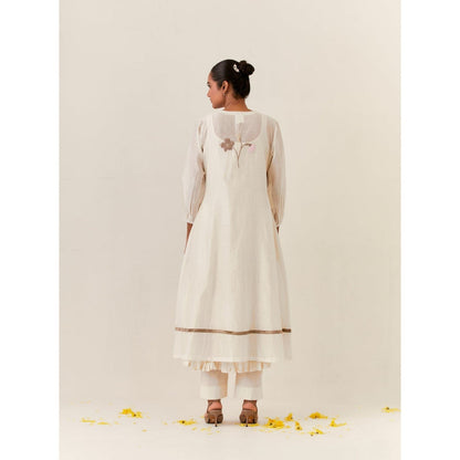 PRAMA By Pratima Pandey Floral Chanderi Ivory Kurta with Inner & Pant (Set of 3)