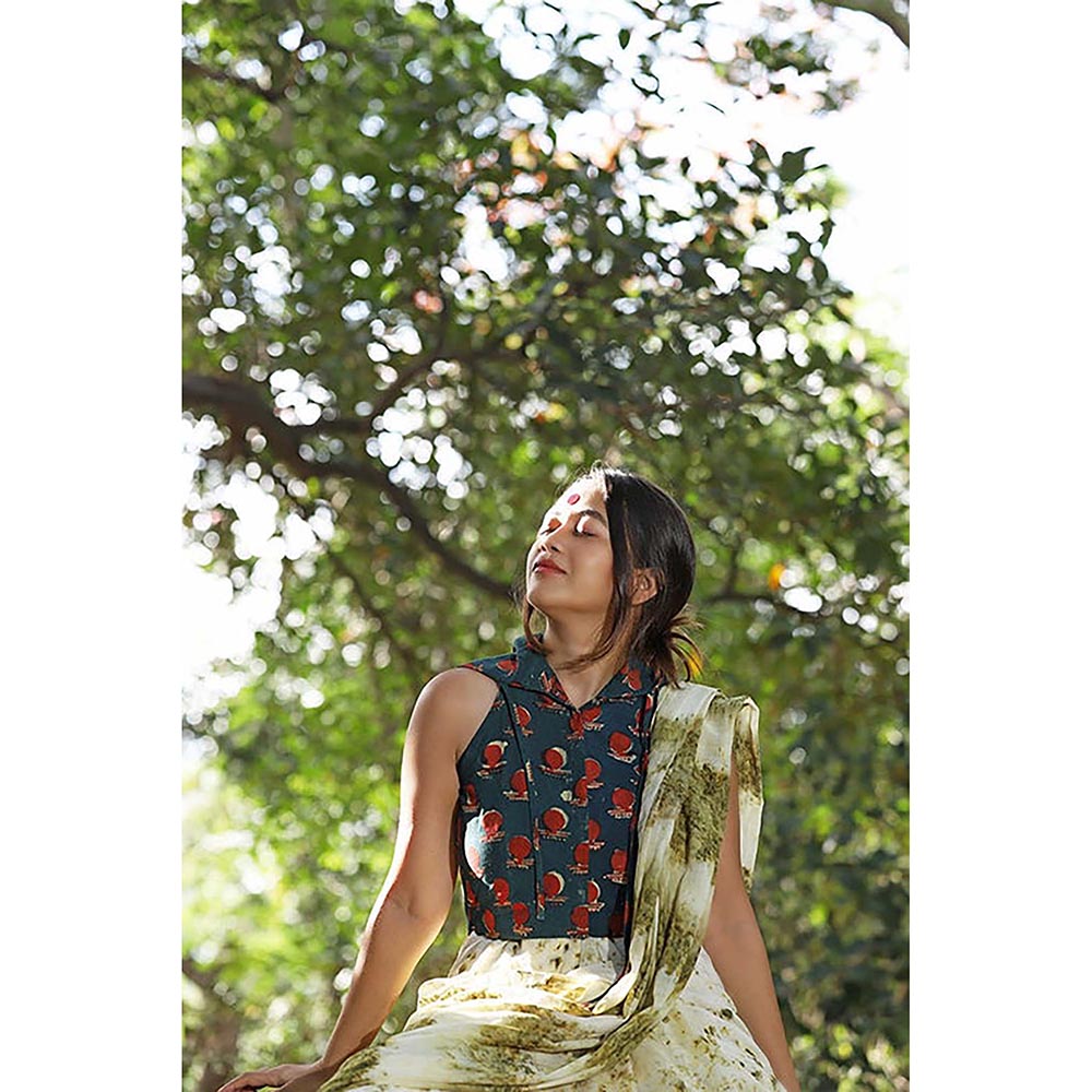 PRATHAA Bawra Bindi Green Halter Stitched Blouse With Hoodie