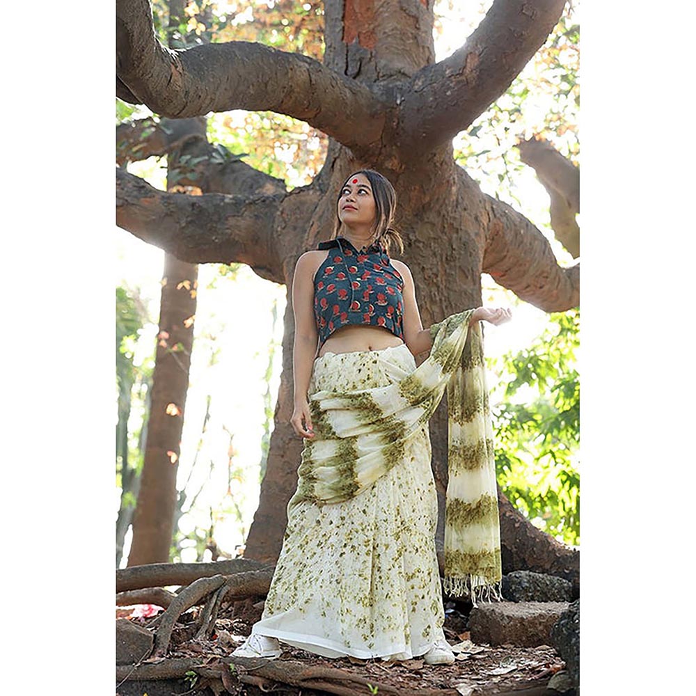 PRATHAA Bawra Bindi Green Halter Stitched Blouse Without Hoodie