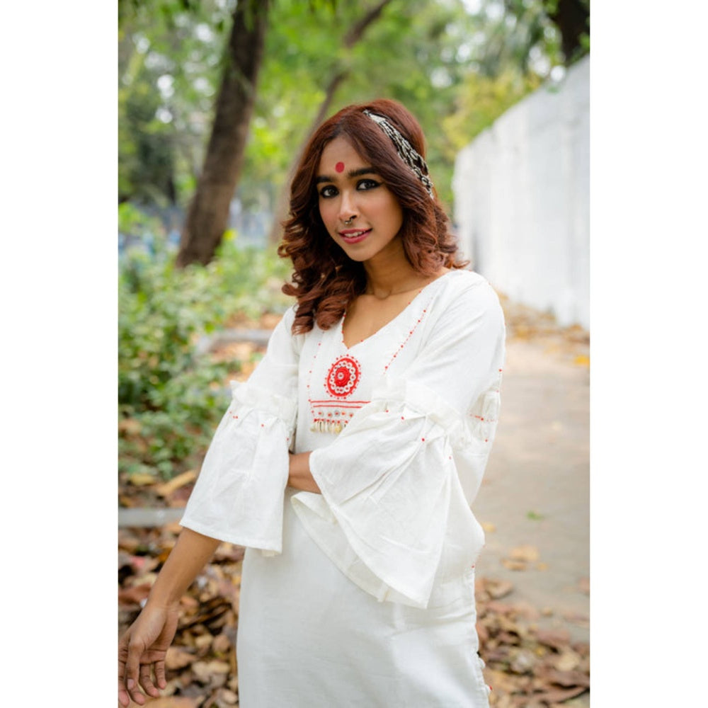 PRATHAA White Women Tunic with Pant
