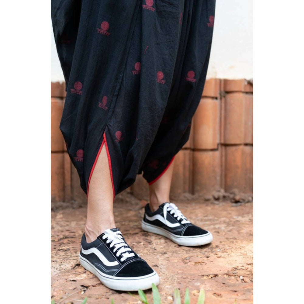 PRATHAA Aastey Black Jamdani Dhoti with Jacket